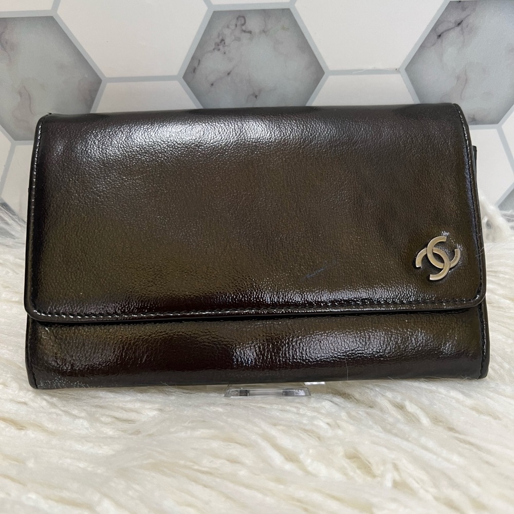 CHANEL Chocolate Brown Leather Long Bifold Wallet EUC